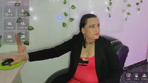 mishellbons from Cherry is Freechat
