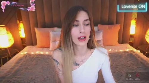 Mad beauty - checkout our excited streamers as they tease to their beloved melodies and slowly squirt for enjoyment to appease your wildest wishes.