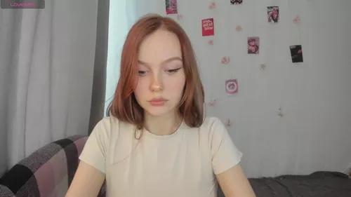 mollypink from Cherry is Freechat