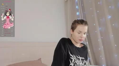 Photos of naughtyalise from Cherry is Freechat