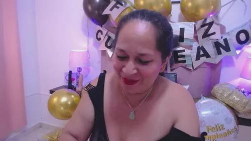 nicoltamara from Cherry is Freechat