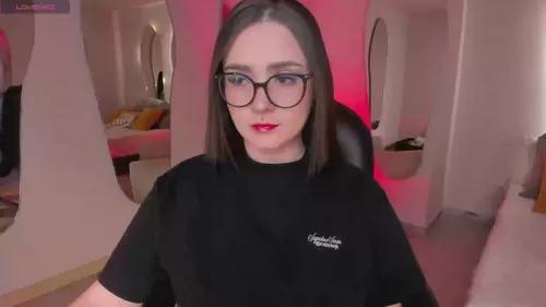 Photos of sarahrhodes from Cherry is Freechat