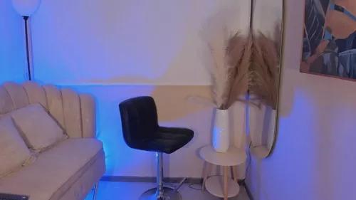 sarawinstone from Cherry is Freechat