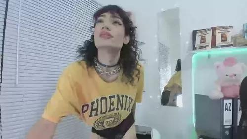 Mad beauty - checkout our excited streamers as they tease to their beloved melodies and slowly squirt for enjoyment to appease your wildest wishes.