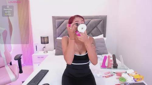 Mad beauty - checkout our excited streamers as they tease to their beloved melodies and slowly squirt for enjoyment to appease your wildest wishes.