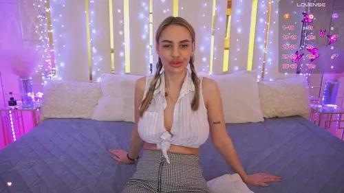 Mad beauty - checkout our excited streamers as they tease to their beloved melodies and slowly squirt for enjoyment to appease your wildest wishes.