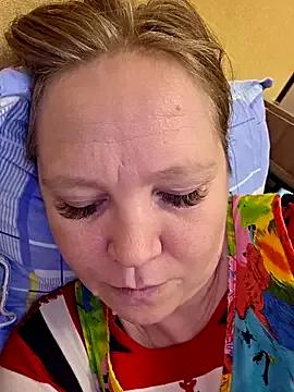 -Kathrine_kit- from StripChat is Freechat