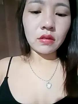 -Lanaa- from StripChat is Freechat