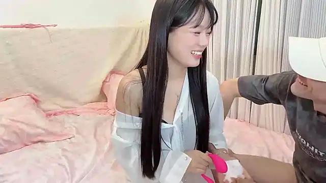 Mad beauty - checkout our excited streamers as they tease to their beloved melodies and slowly squirt for enjoyment to appease your wildest wishes.