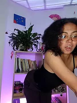 __VioletaHeaven__ from StripChat is Freechat