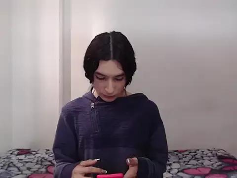 Mad beauty - checkout our excited streamers as they tease to their beloved melodies and slowly squirt for enjoyment to appease your wildest wishes.