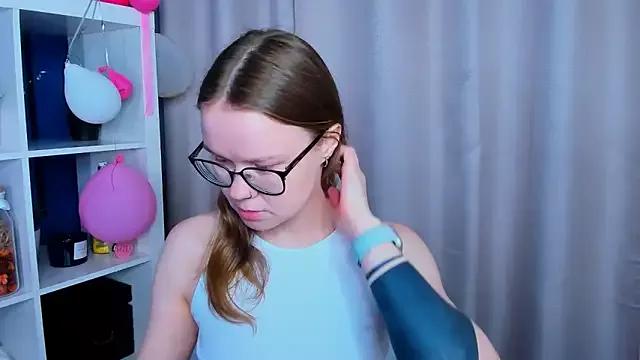 Mad beauty - checkout our excited streamers as they tease to their beloved melodies and slowly squirt for enjoyment to appease your wildest wishes.