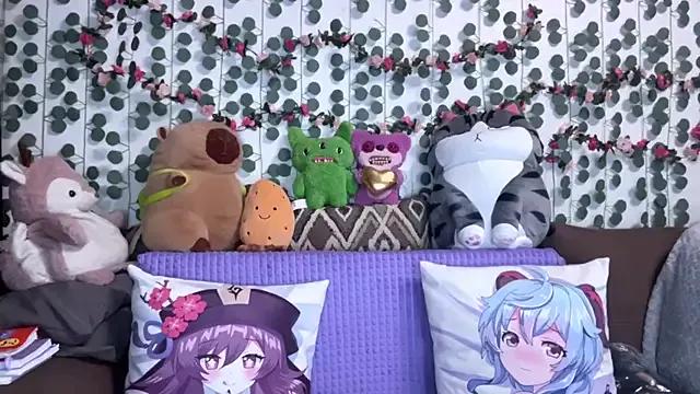 Mad beauty - checkout our excited streamers as they tease to their beloved melodies and slowly squirt for enjoyment to appease your wildest wishes.