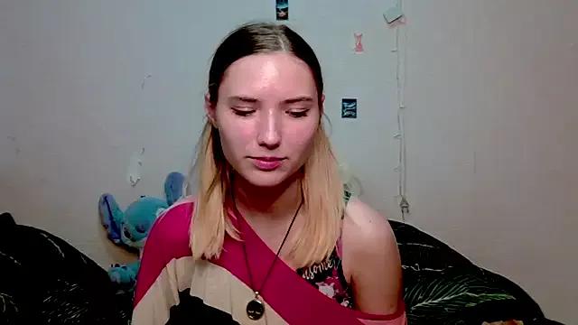 Mad beauty - checkout our excited streamers as they tease to their beloved melodies and slowly squirt for enjoyment to appease your wildest wishes.