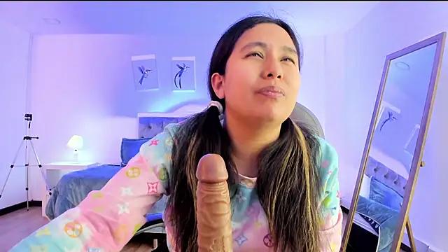 Mad beauty - checkout our excited streamers as they tease to their beloved melodies and slowly squirt for enjoyment to appease your wildest wishes.