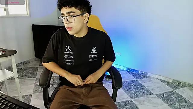 _nickconnor01 from StripChat is Freechat