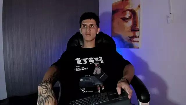 _realwav from StripChat is Freechat