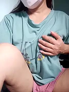 _Sara_768 from StripChat is Freechat