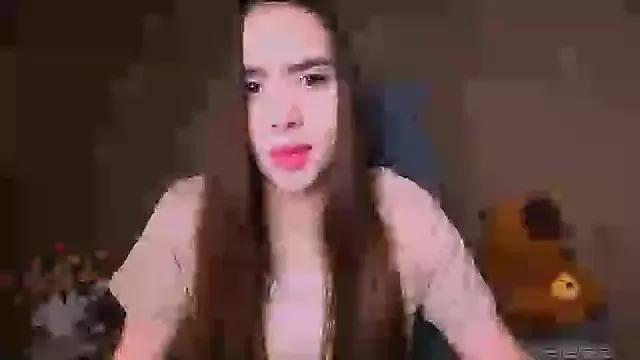 _your_fantasy_girl from StripChat is Freechat