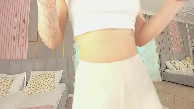 Mad beauty - checkout our excited streamers as they tease to their beloved melodies and slowly squirt for enjoyment to appease your wildest wishes.