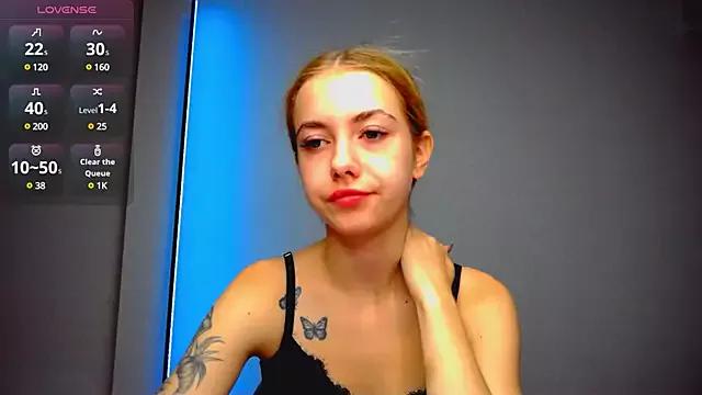 Mad beauty - checkout our excited streamers as they tease to their beloved melodies and slowly squirt for enjoyment to appease your wildest wishes.