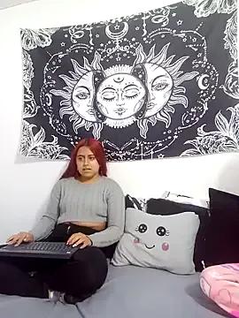 abby_n_emily from StripChat is Freechat