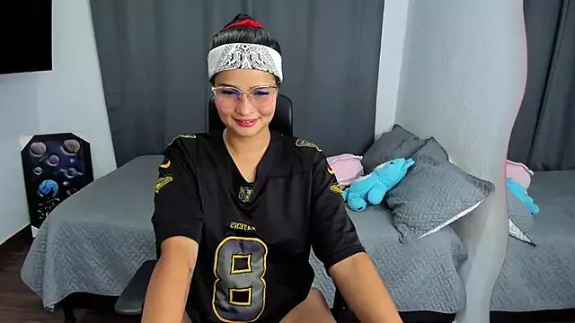 Mad beauty - checkout our excited streamers as they tease to their beloved melodies and slowly squirt for enjoyment to appease your wildest wishes.