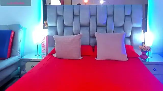 Mad beauty - checkout our excited streamers as they tease to their beloved melodies and slowly squirt for enjoyment to appease your wildest wishes.