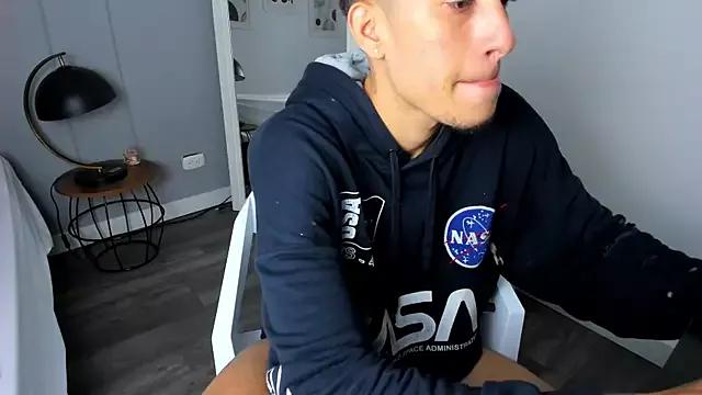 Adam__Fox from StripChat is Freechat