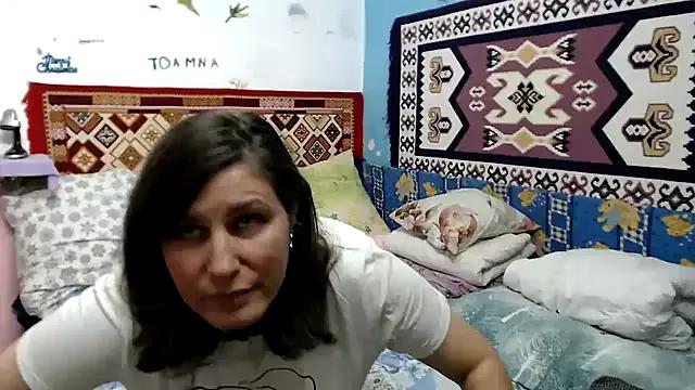 AdelineBlueEyes from StripChat is Freechat
