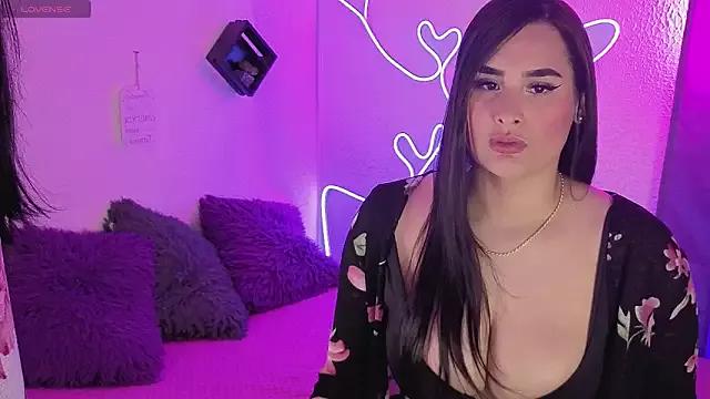 Mad beauty - checkout our excited streamers as they tease to their beloved melodies and slowly squirt for enjoyment to appease your wildest wishes.
