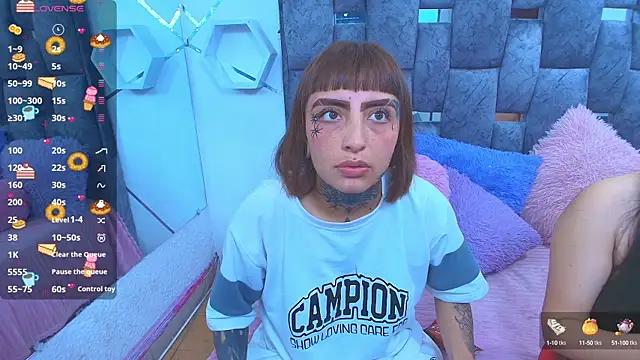 Mad beauty - checkout our excited streamers as they tease to their beloved melodies and slowly squirt for enjoyment to appease your wildest wishes.