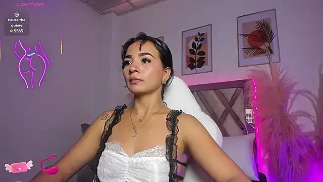 akira_09_ from StripChat is Freechat