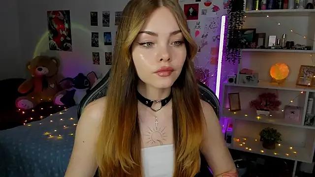 Mad beauty - checkout our excited streamers as they tease to their beloved melodies and slowly squirt for enjoyment to appease your wildest wishes.