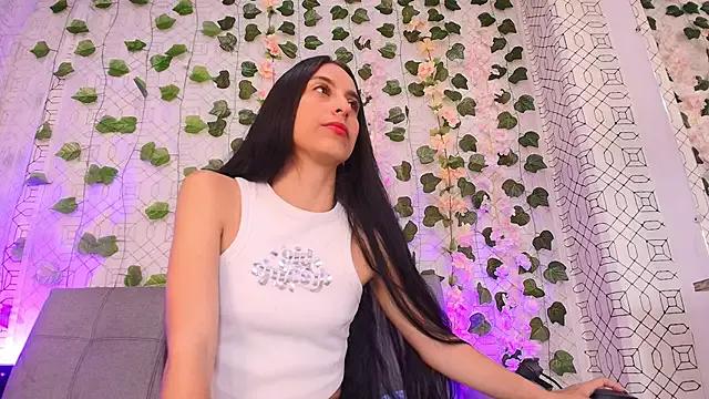 alana_lopezz from StripChat is Freechat
