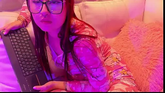 Alana_Miller__ from StripChat is Freechat