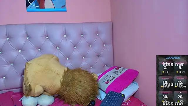 Alana_thompson12 from StripChat