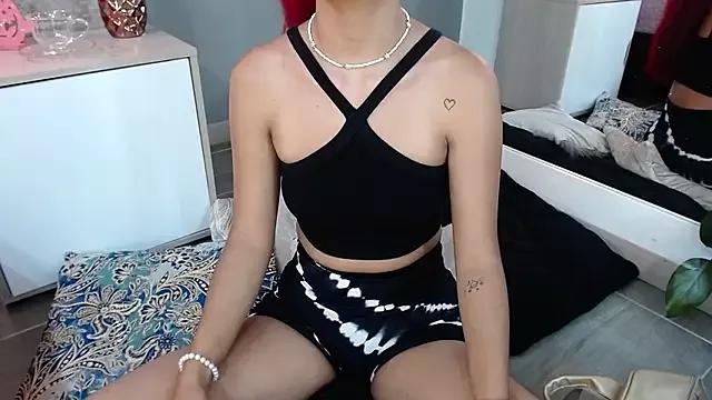 Mad beauty - checkout our excited streamers as they tease to their beloved melodies and slowly squirt for enjoyment to appease your wildest wishes.