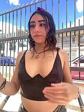 Mad beauty - checkout our excited streamers as they tease to their beloved melodies and slowly squirt for enjoyment to appease your wildest wishes.