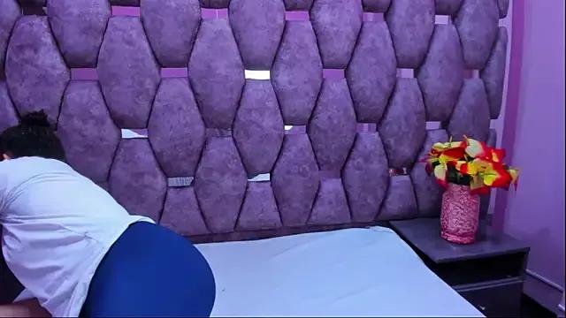 Mad beauty - checkout our excited streamers as they tease to their beloved melodies and slowly squirt for enjoyment to appease your wildest wishes.