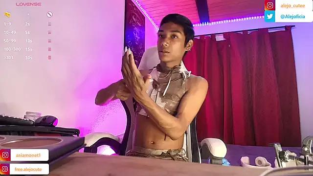 Mad beauty - checkout our excited streamers as they tease to their beloved melodies and slowly squirt for enjoyment to appease your wildest wishes.