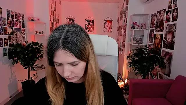 AleksaLaurent from StripChat is Freechat