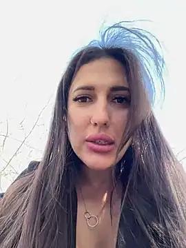 AleksandraRich from StripChat is Freechat