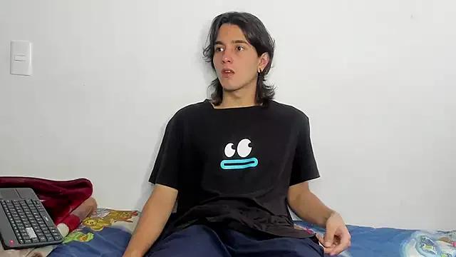 alex_connorr from StripChat is Freechat