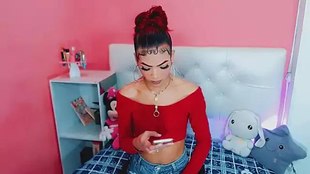 Mad beauty - checkout our excited streamers as they tease to their beloved melodies and slowly squirt for enjoyment to appease your wildest wishes.