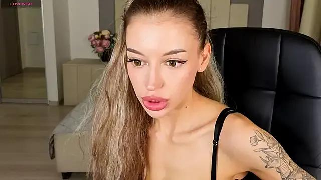 Mad beauty - checkout our excited streamers as they tease to their beloved melodies and slowly squirt for enjoyment to appease your wildest wishes.