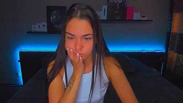 Mad beauty - checkout our excited streamers as they tease to their beloved melodies and slowly squirt for enjoyment to appease your wildest wishes.