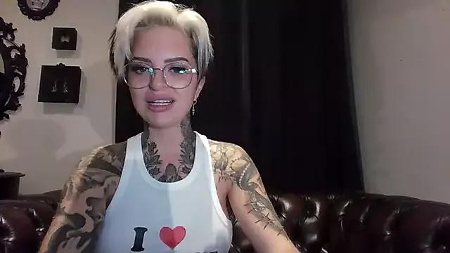 Photos of Alexandersonxo from StripChat is Freechat