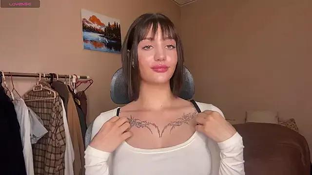 Mad beauty - checkout our excited streamers as they tease to their beloved melodies and slowly squirt for enjoyment to appease your wildest wishes.