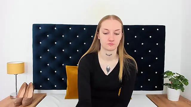 Mad beauty - checkout our excited streamers as they tease to their beloved melodies and slowly squirt for enjoyment to appease your wildest wishes.
